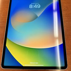 iPad Pro 12.9 inch (the big one)  (5th generation) 128gb . Wi-Fi AND Cellular!!!  Unlocked!!! Great  condition. Read Description  hablo Espanol