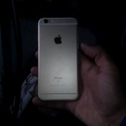 iPhone S