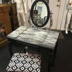 Vanity Dresser With Stool