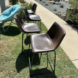 4 Bar chairs/ High Chairs 