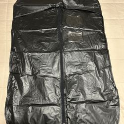 New/Garment Bags/4 Plastic W/Zipper/1 Nylon W/Zipper & Grommet For Hangar/Selling As A Lot Of 5 PCS