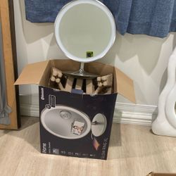 Light Up Mirror 