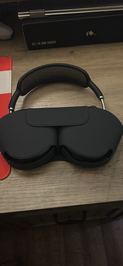 AirPod Pro Max