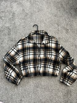 Zip-up Cropped Long Sleeve Sweater - Size Medium