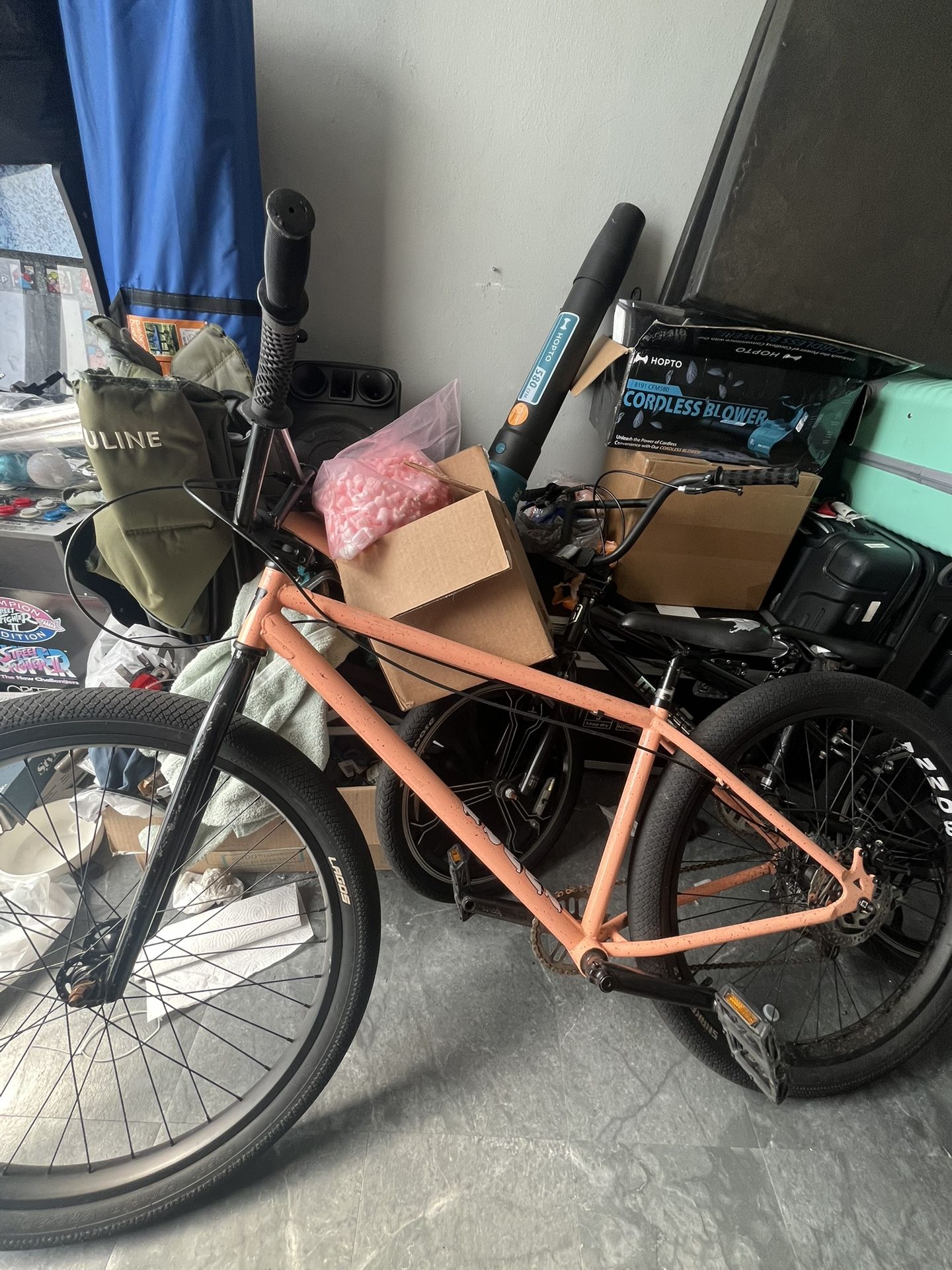 27.5 peach bomma bike