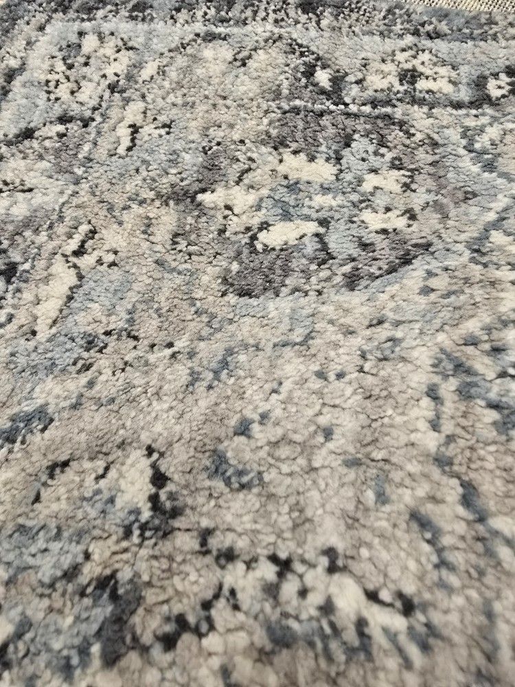 8x10 NICOLE MILLER Carpet