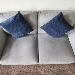 Sofa loveseat 62.5”
