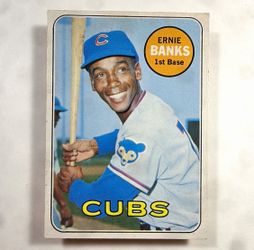 1969 Topps Ernie Banks Chicago Cubs Baseball Card