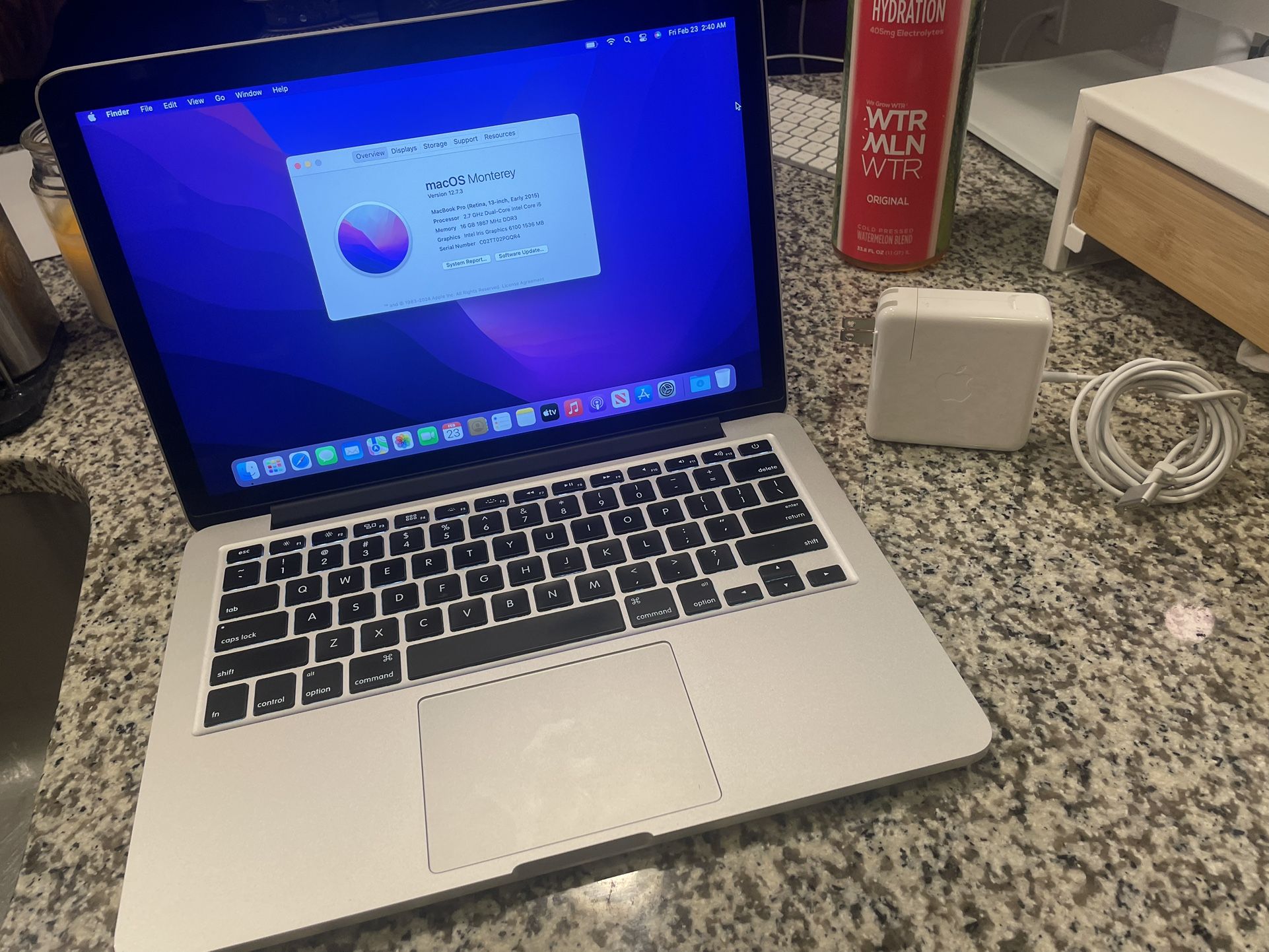 2015 MacBook Pro 13-inch Retina 2.7ghz Dual Core i5 Processor 16gb Ram 128gb Ssd. Works Great 