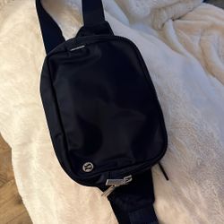Lulu Crossbody Waist Bag Navy