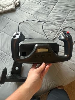 Logitech G Pro Flight Yoke System + Pro Flight Rudder Pedals Bundle