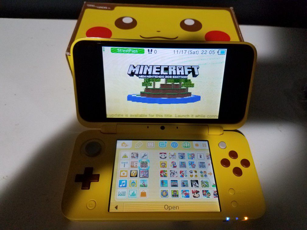 Nintendo 2ds XL (pikachu edition) upgraded