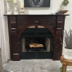 Wood Mantle 