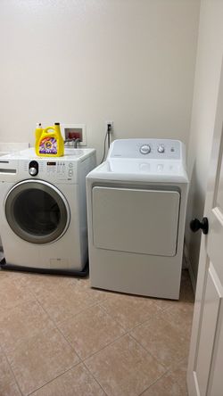 Samsung Washer & GE Gas Dryer – $300 for Both