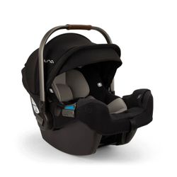Versatile infant car seat + base pipa™️ rx + pipa relx base™️