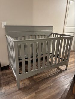 Baby crib