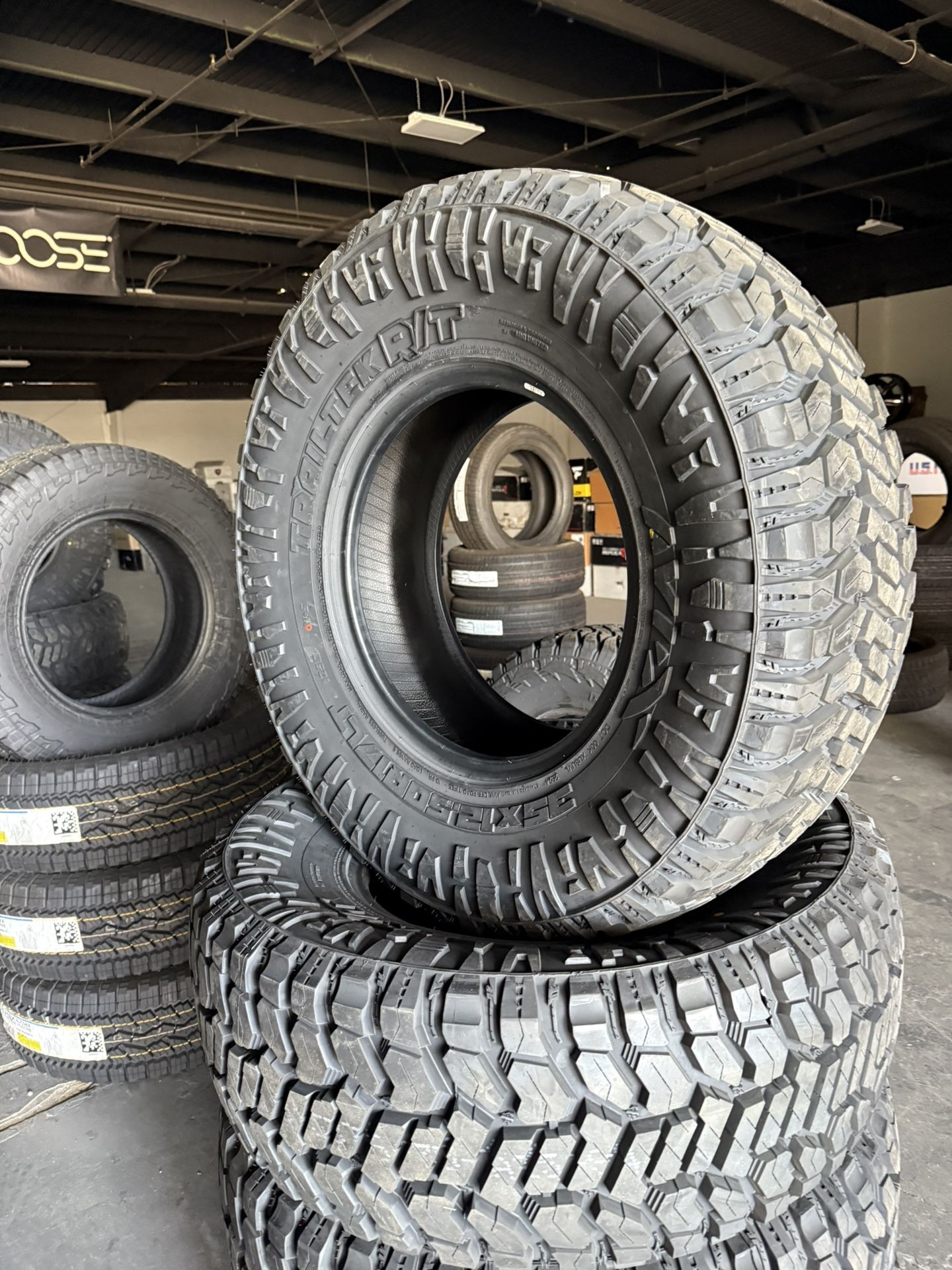 35x12.50R17 ✅📲
