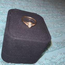 White Gold Diamond Ring