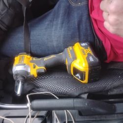 DeWalt 20v Atomic Compact Series 