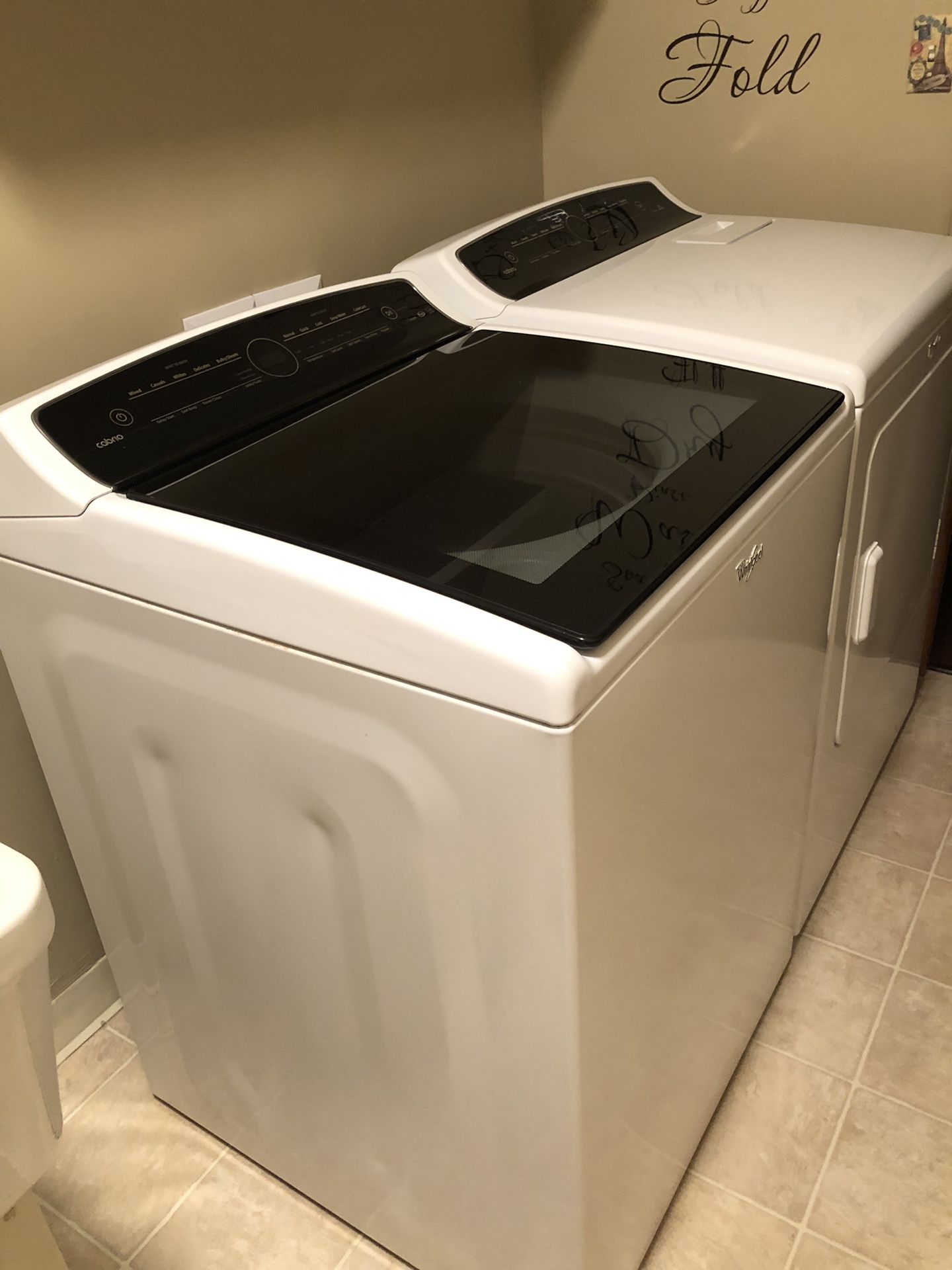 Whirlpool Cabrio washer & dryer set