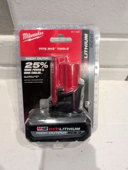 🎈FIRM🎈 Milwaukee
M12 12-Volt Lithium-Ion XC High Output 5.0 Ah Battery Pack