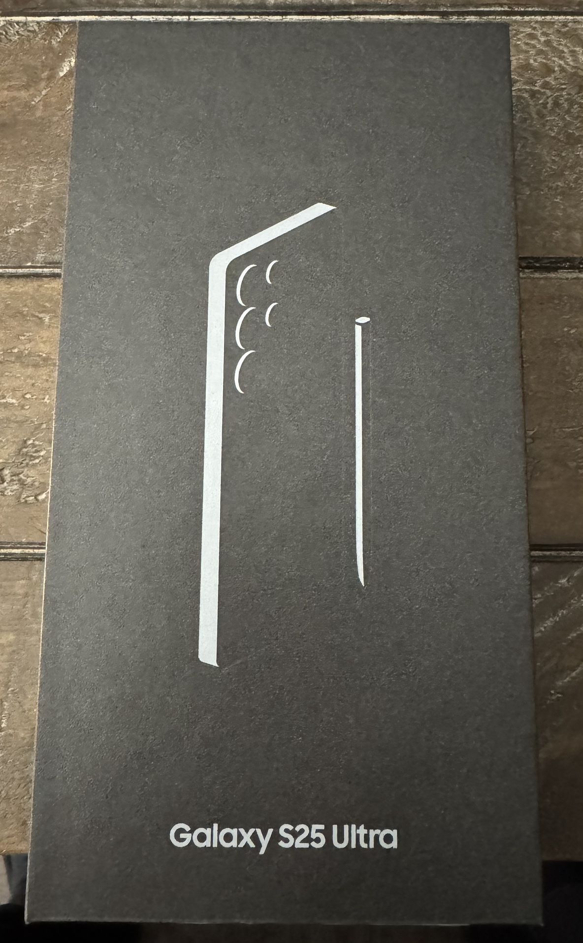 Galaxy S25 Ultra  -256 GB- Brand new 