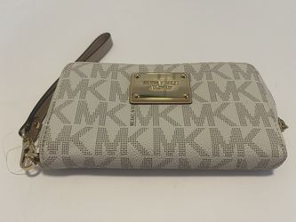Authentic Michael Kors White/Gold Wallet