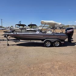 2006 Champion 210 DCX Elite Bass Boat