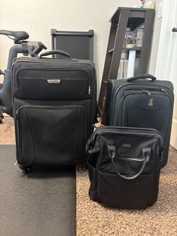 3-Piece Black Luggage Set