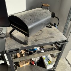Bertello Pizza Oven And Cart