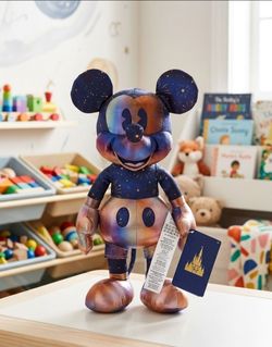 Dianey plush mickey new 15 inch
