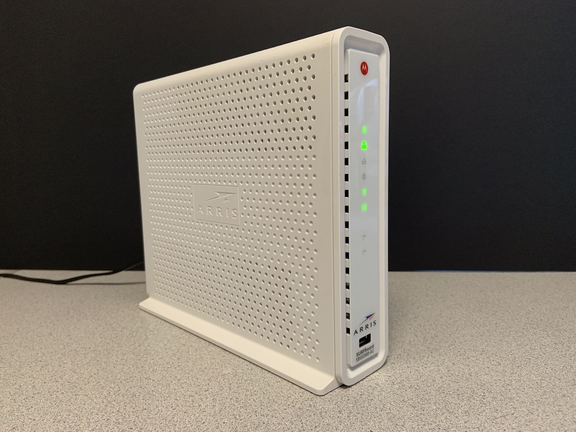 ARRIS SURFboard SBG6900-AC Cable Modem Wireless Router w/DOCSIS 3.0 WPS AC1900, Original Owner.  Very Good Condition.  