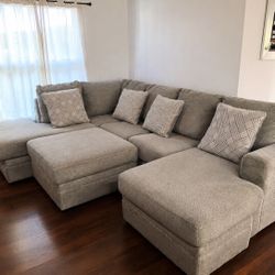 Oversized Plushy sectional With Cup Holder Ottoman 