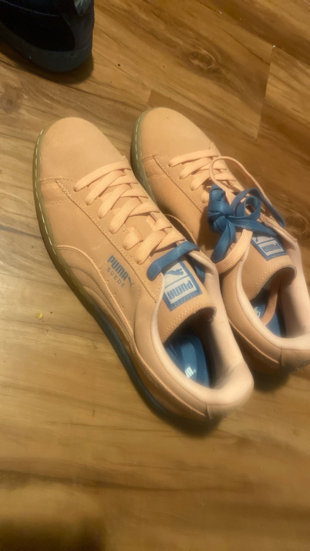 Pink Suede Pumas Size 11