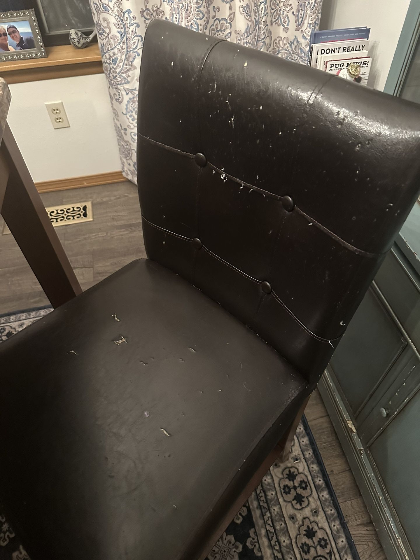 Dining Room Table And Chairs