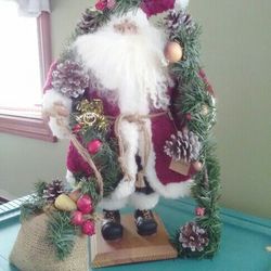 Old world Santa 16"