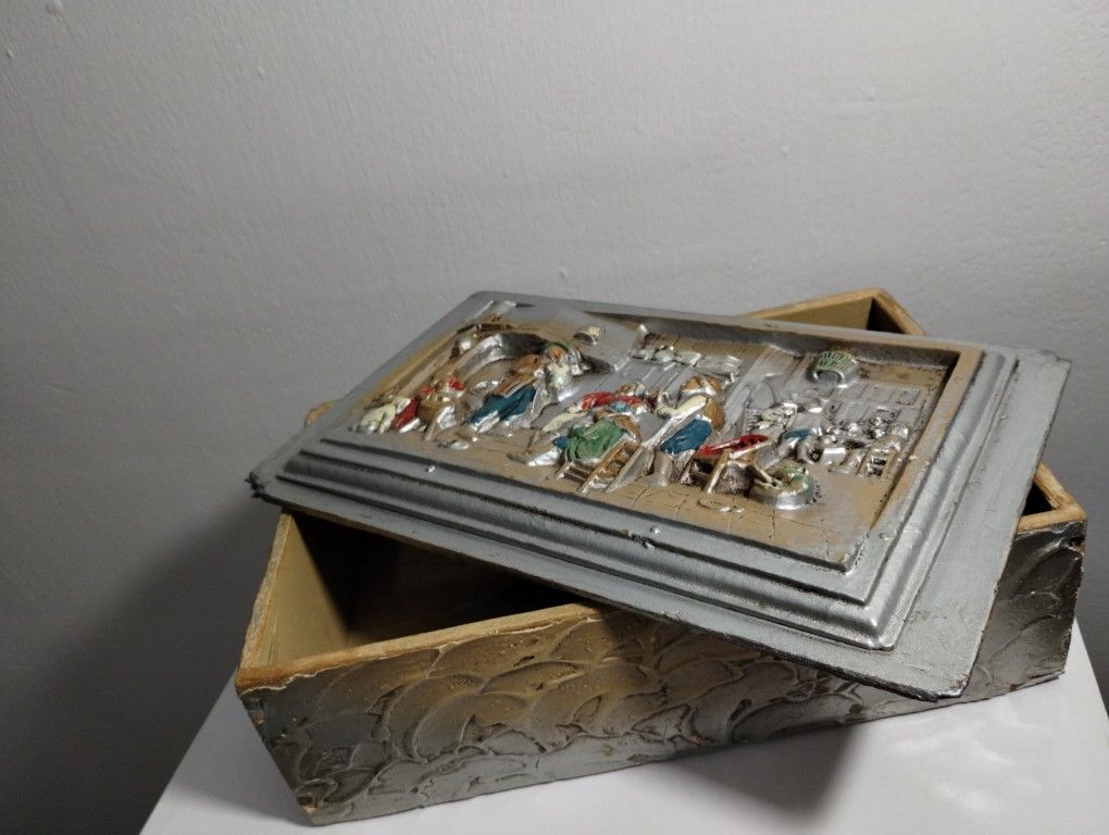 ANTIQUE - MC HANDMADE WOODEN TRINKET - JEWELRY BOX 10"×6"×4"