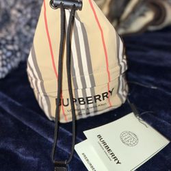 Burberry phoebe Drawstring Bag 