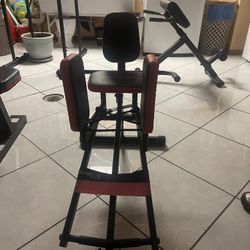 Hip Abductor Machine