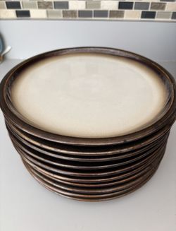 Dinnig plates