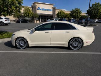 2016 Lincoln MKZ