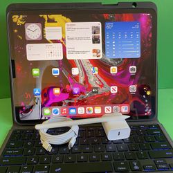 Apple IPad Pro 12.9” 3rd Generation (Face ID/Liquid Retina Display) 64GB WiFi + cellular (Unlocked) with keyboard, Pen & Accessories 