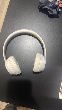 Beats Solo Wireless Headphones