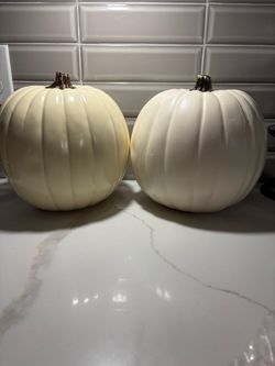 2 creme Halloween harvest pumpkins decoration