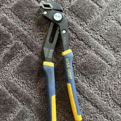 Vise Grip Groove Lock 10” long