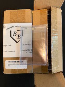 45 new One Touch 35pt magnetic close trading card holders