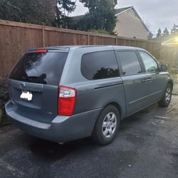 2006 KIA Sedona