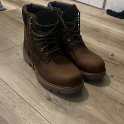 Brand new timberland work boots size 9