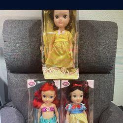 Lot of 3 large Disney store toddler dolls belle Snow White Ariel 16” tall new in box