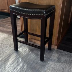 4 Set Of Stools 